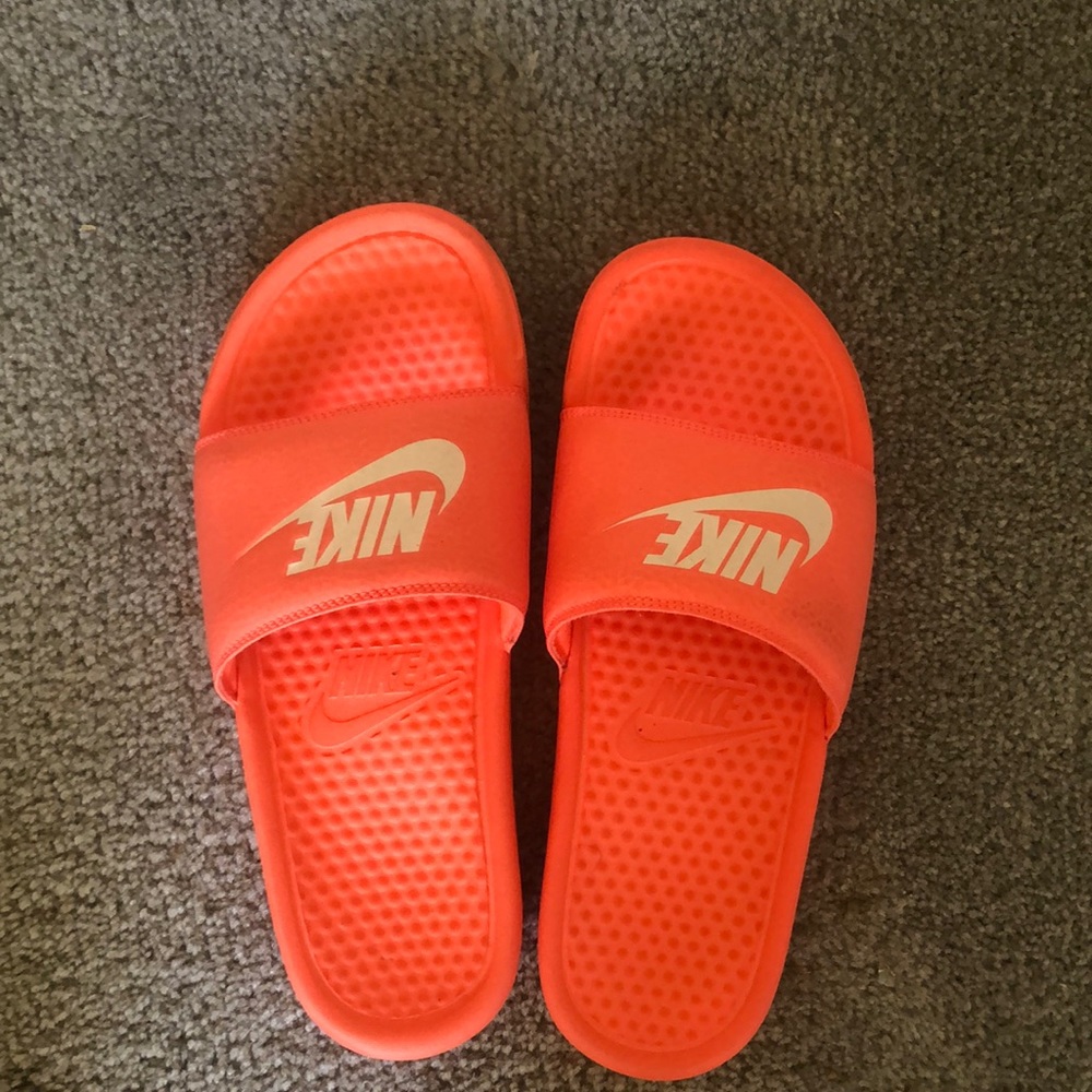 Nike slides